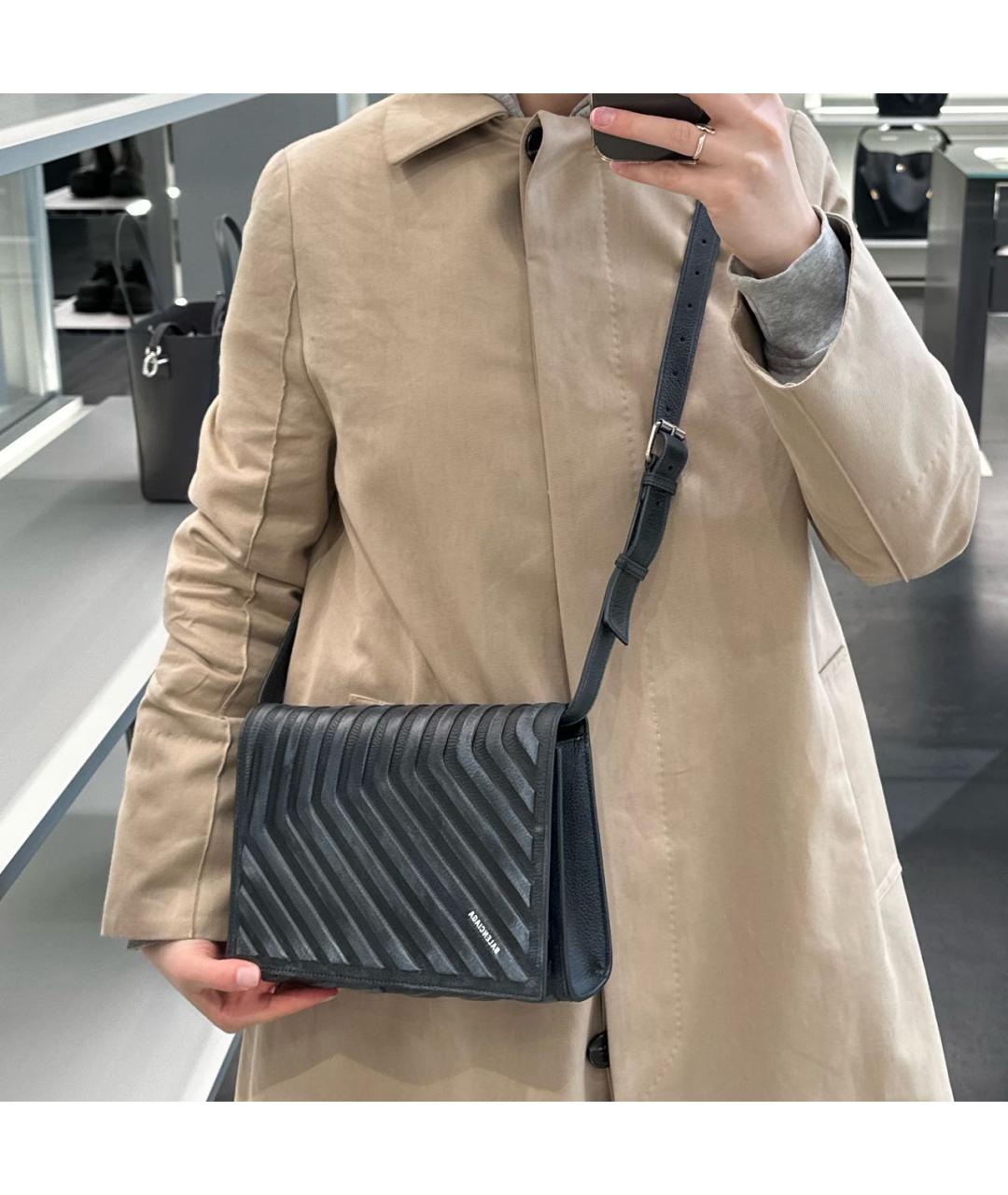 BALENCIAGA Темно-синяя кожаная сумка на плечо, фото 3