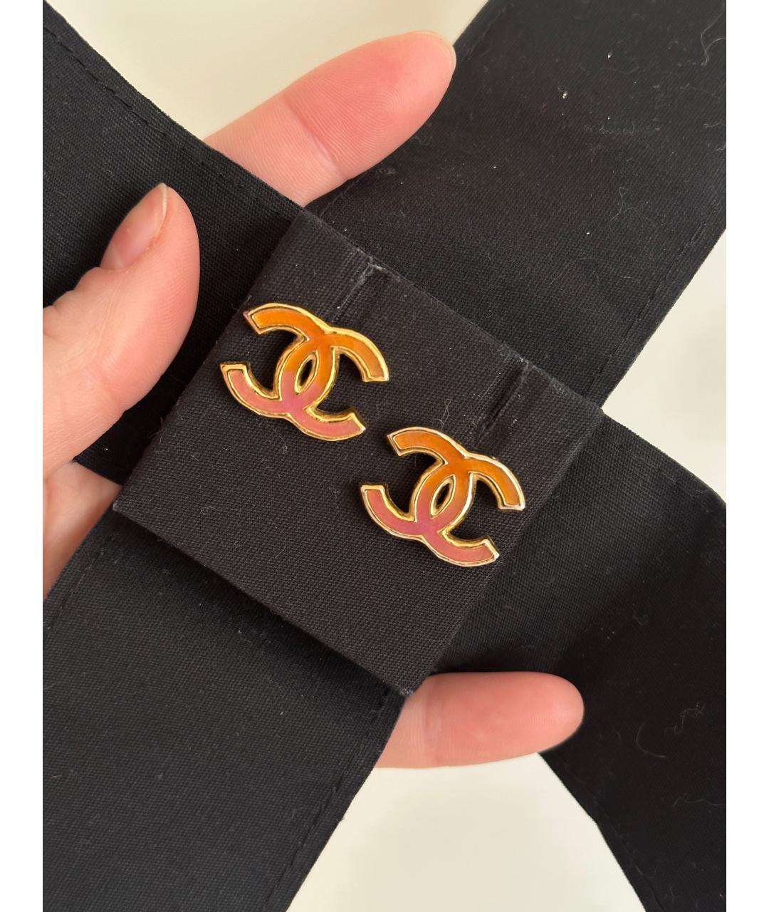 CHANEL Розовые металлические серьги, фото 3