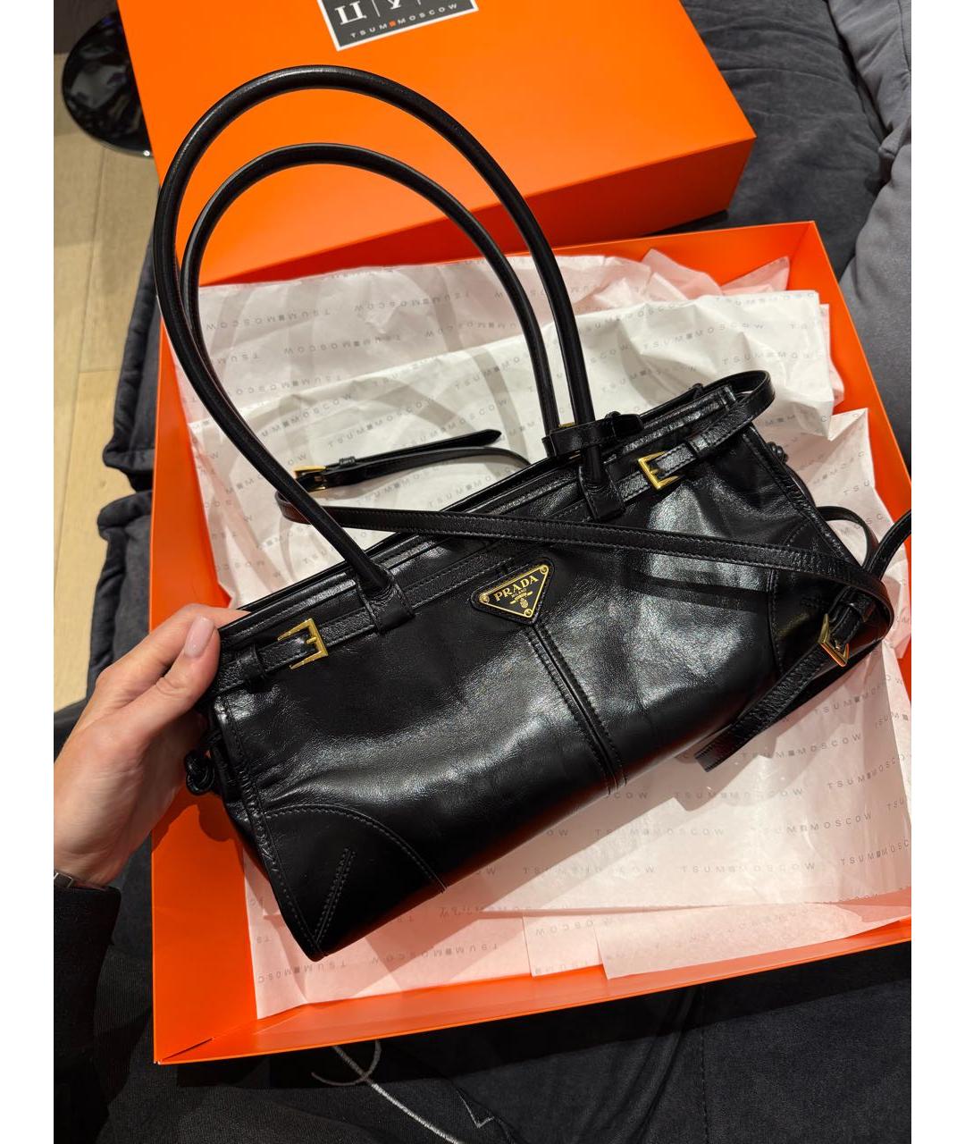PRADA Черная кожаная сумка через плечо, фото 2