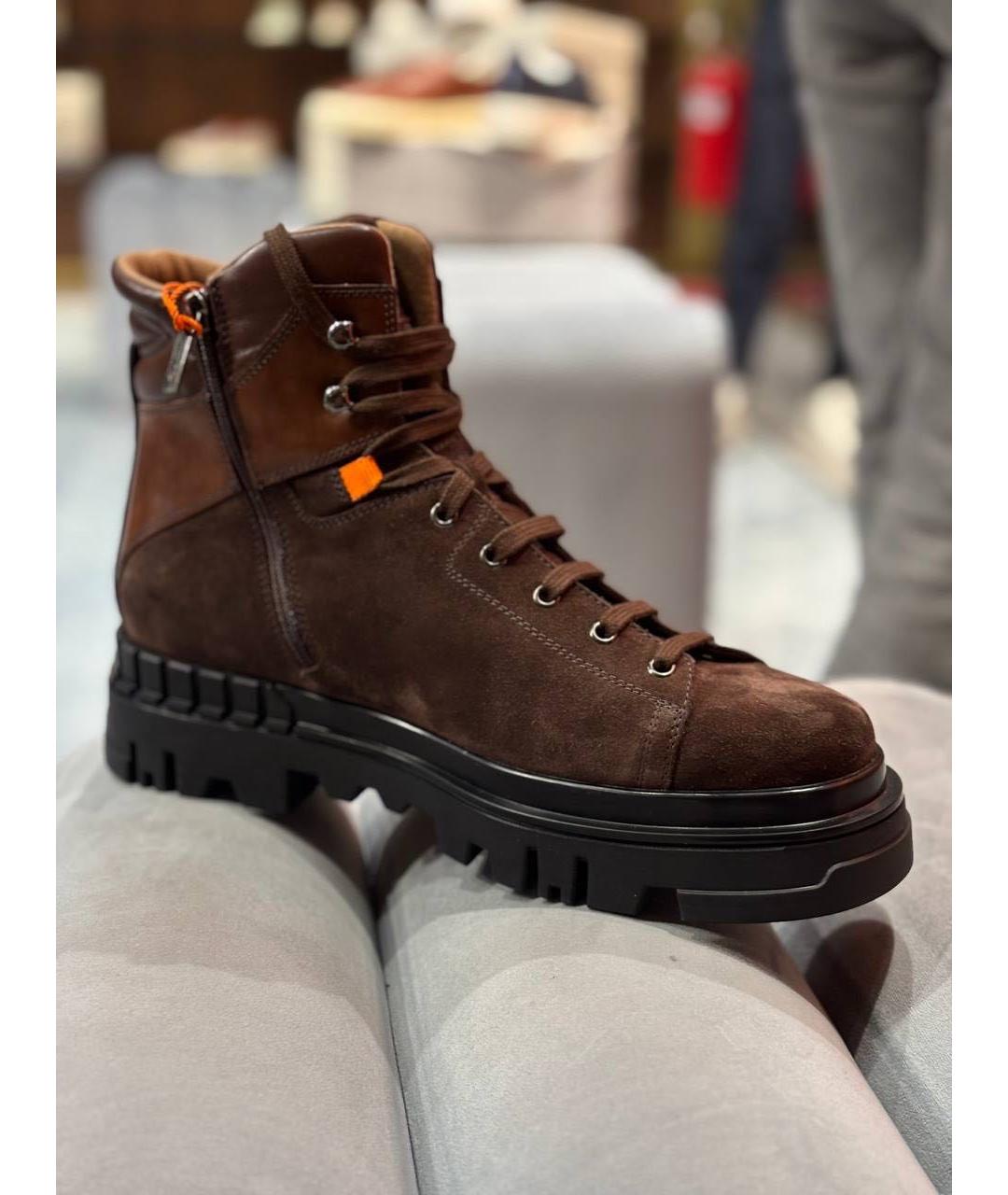 SANTONI Коричневые замшевые высокие ботинки, фото 2