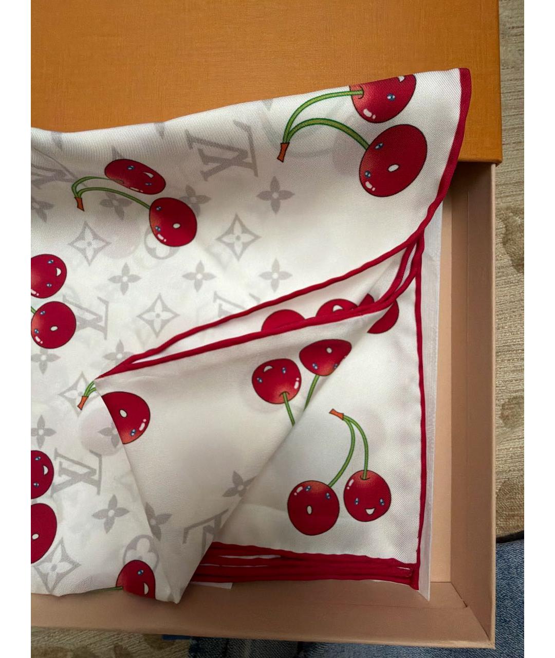 LOUIS VUITTON Белый шелковый платок, фото 2