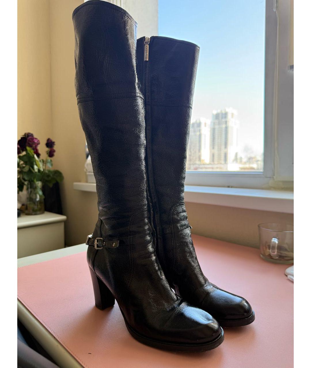 CERRUTI 1881 Черные сапоги из лакированной кожи, фото 2