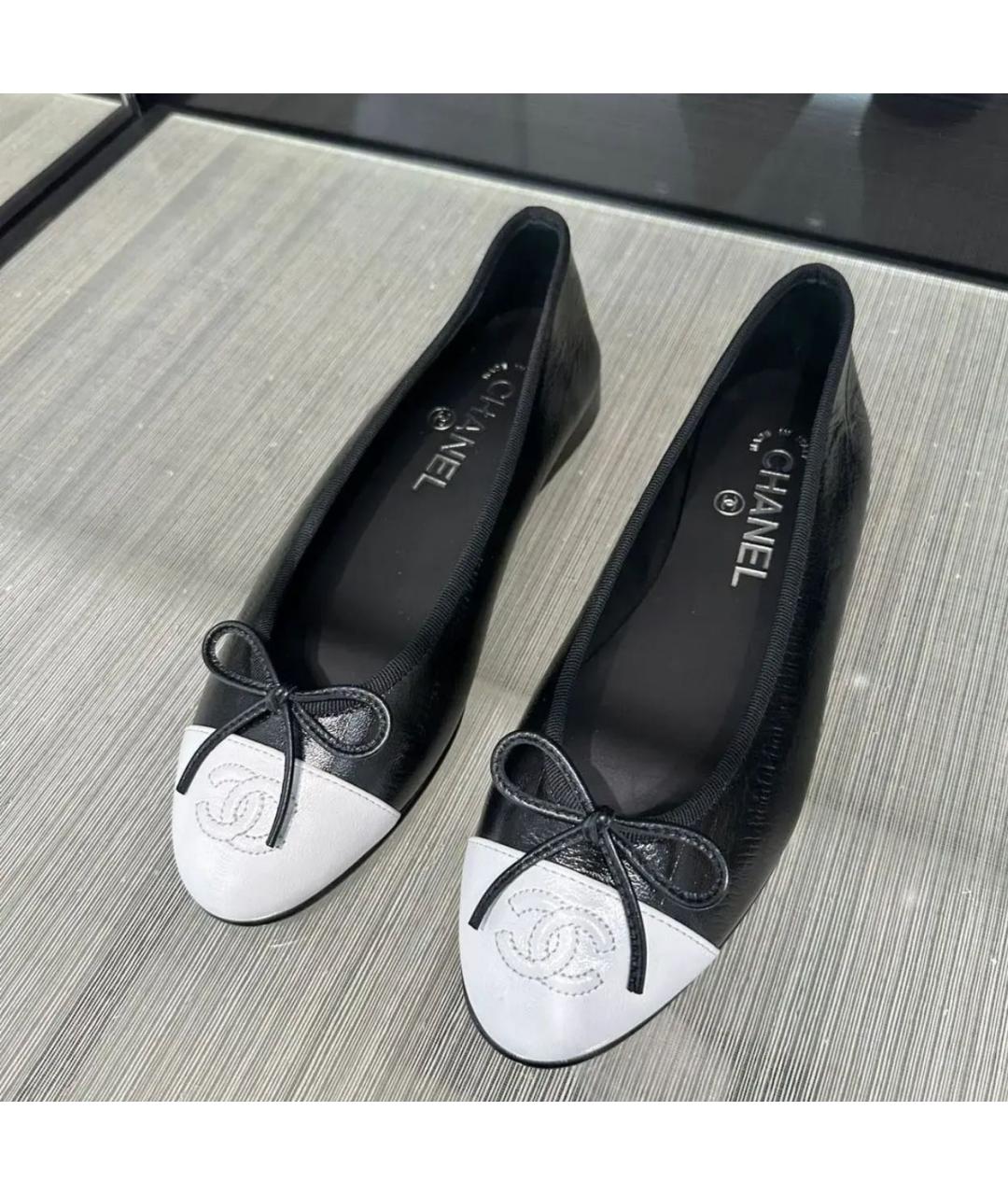 CHANEL Черные кожаные балетки, фото 2