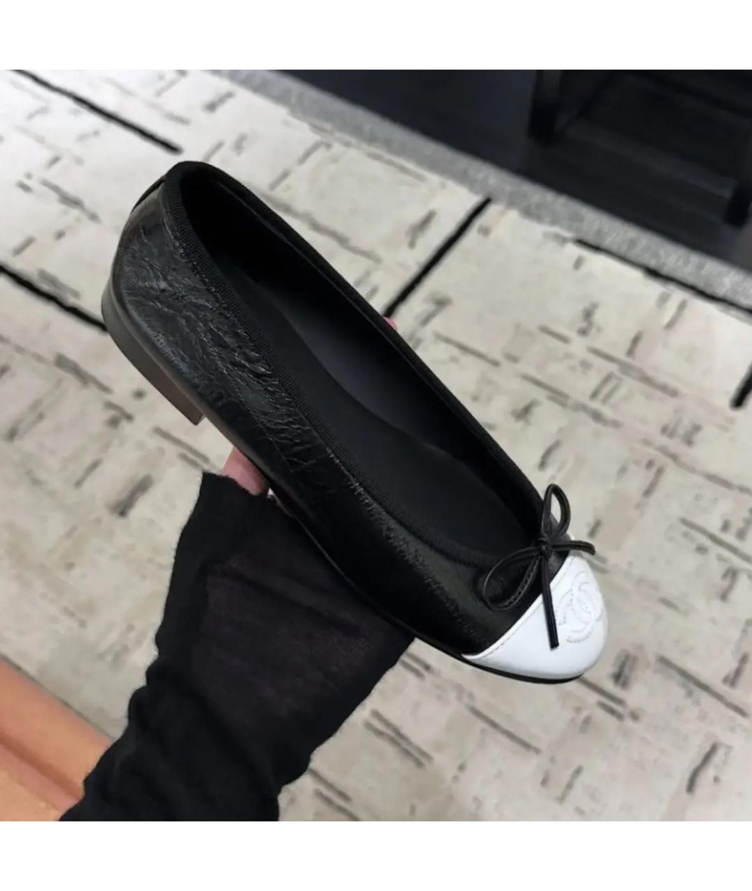 CHANEL Черные кожаные балетки, фото 3