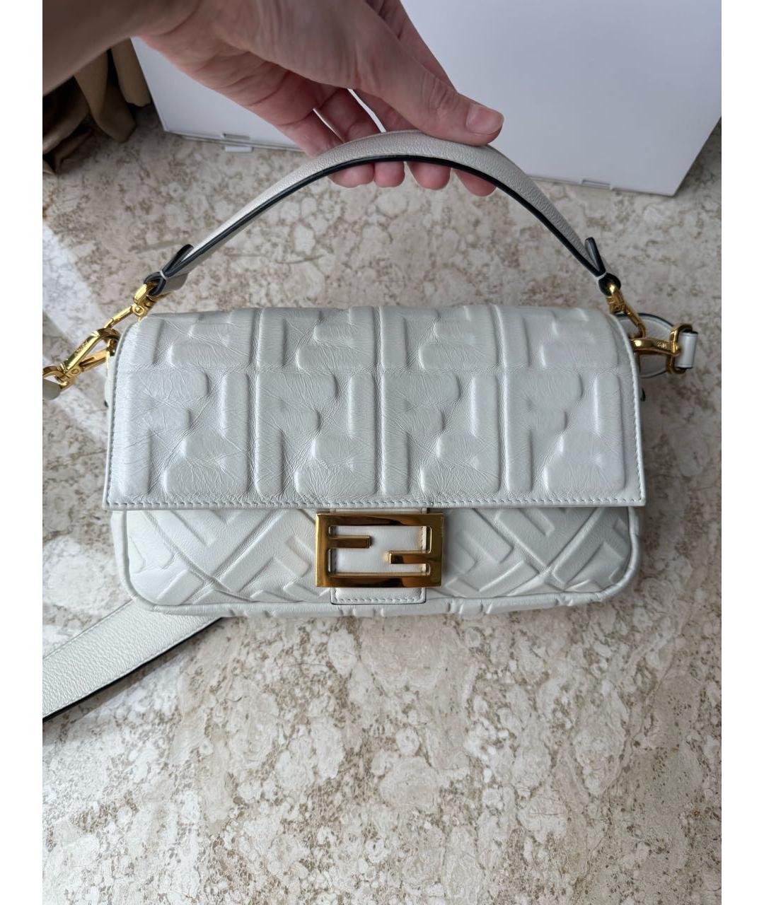 FENDI Белая кожаная сумка через плечо, фото 6