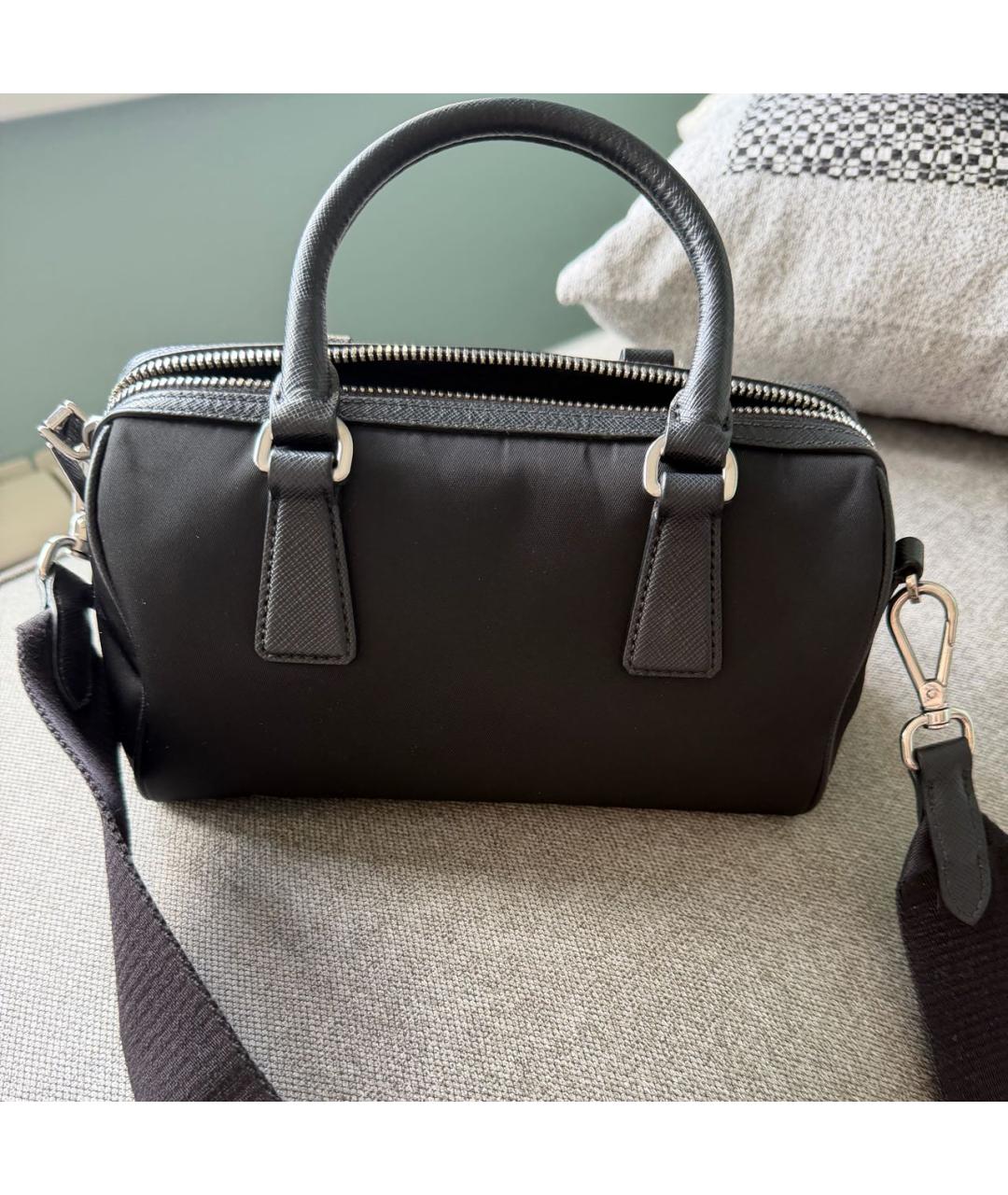 PRADA Черная сумка с короткими ручками, фото 3