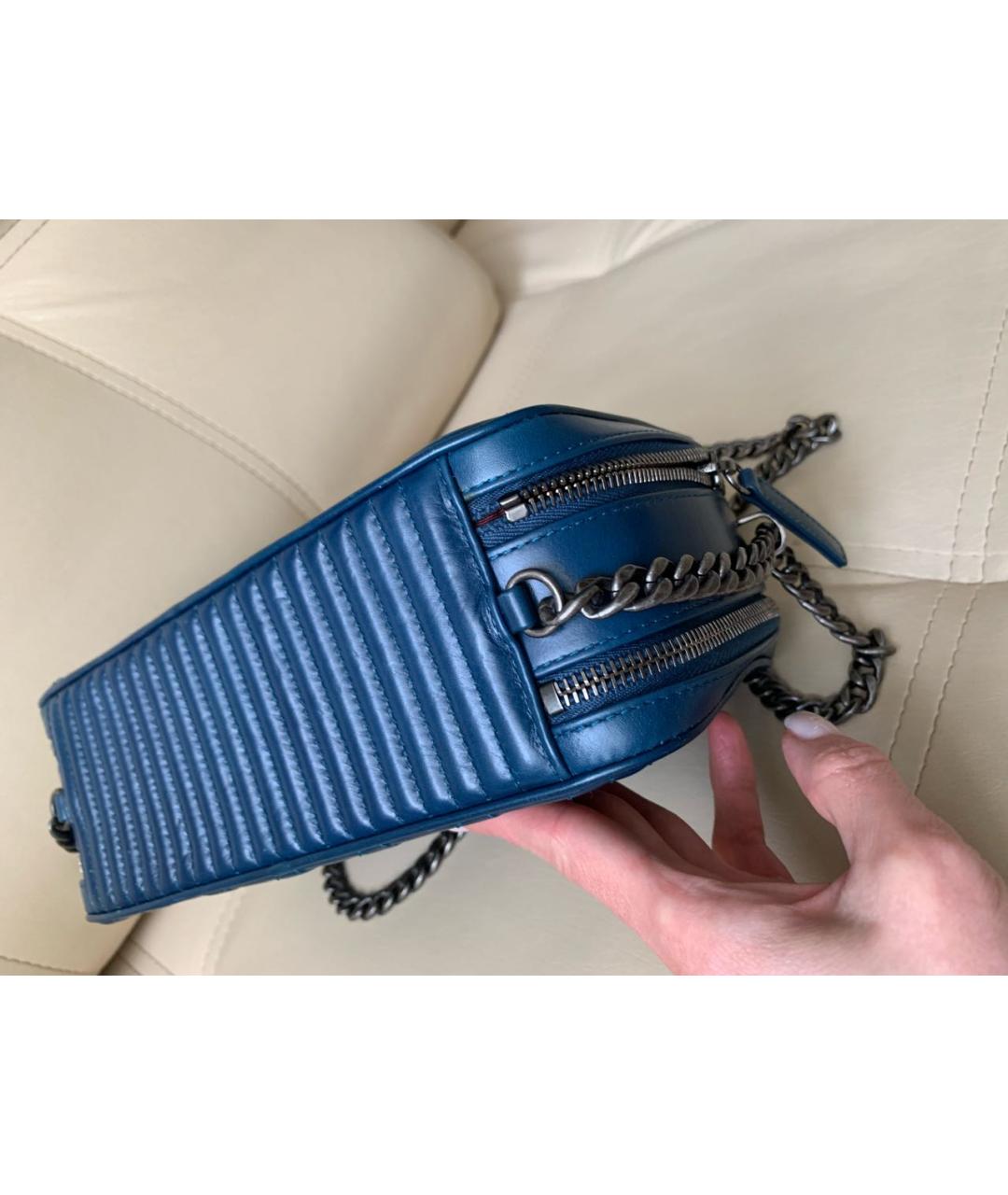 CHANEL Темно-синяя кожаная сумка через плечо, фото 3