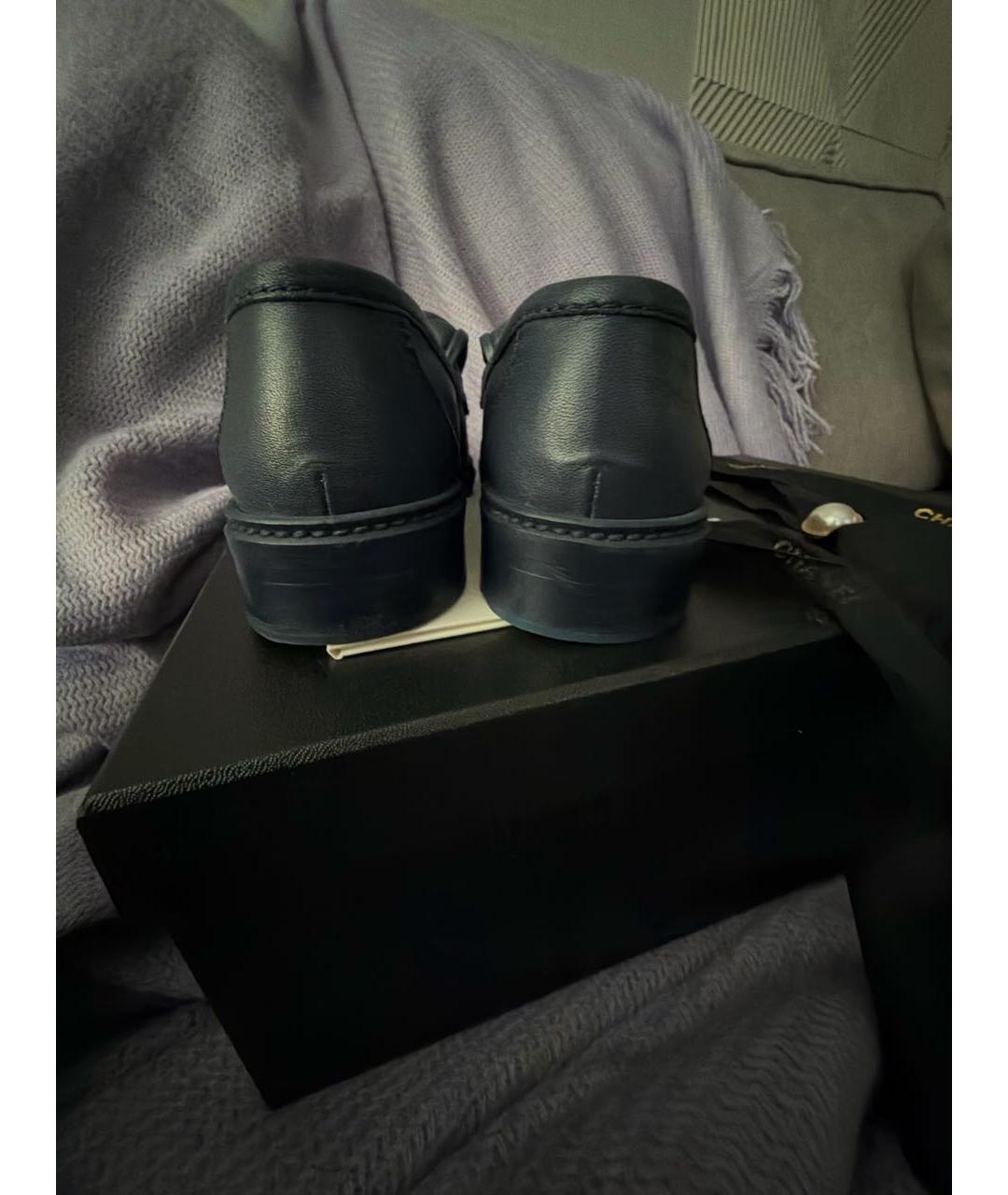 CHANEL Темно-синие кожаные лоферы, фото 4