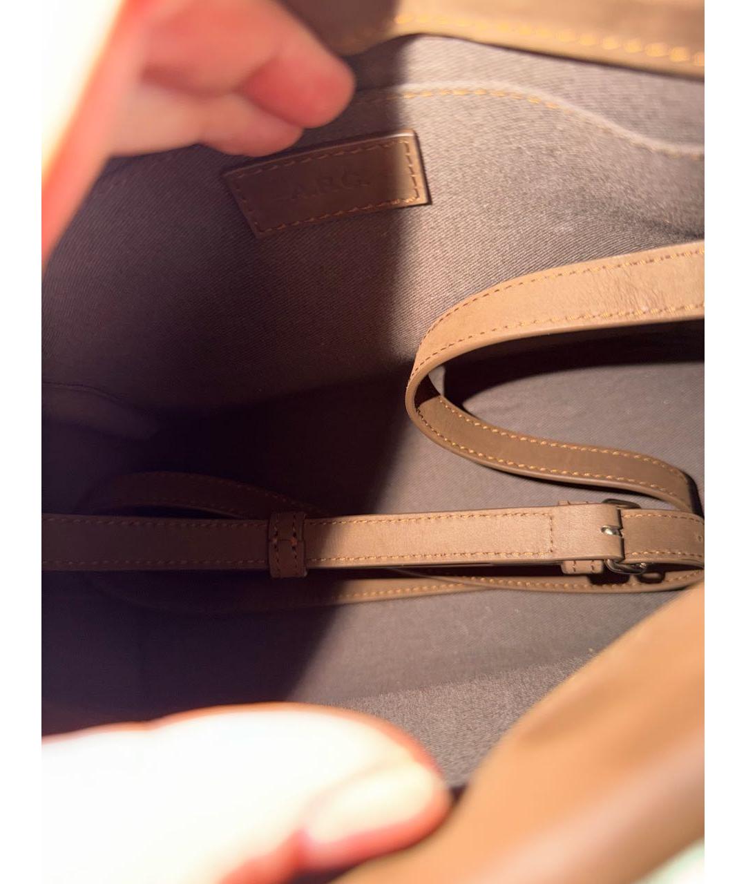 A.P.C. Коричневая замшевая сумка с короткими ручками, фото 5