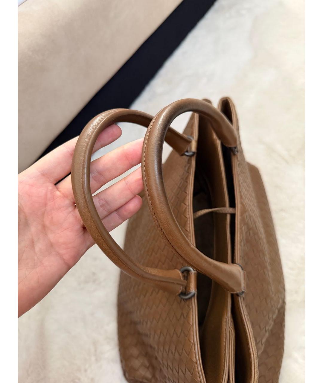 BOTTEGA VENETA Коричневая кожаная сумка тоут, фото 5