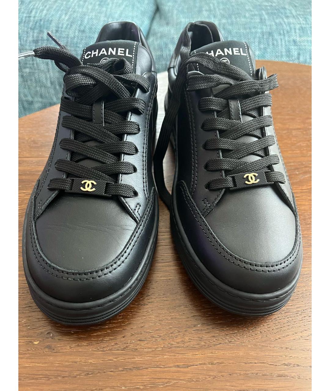 CHANEL Черные кожаные кроссовки, фото 2