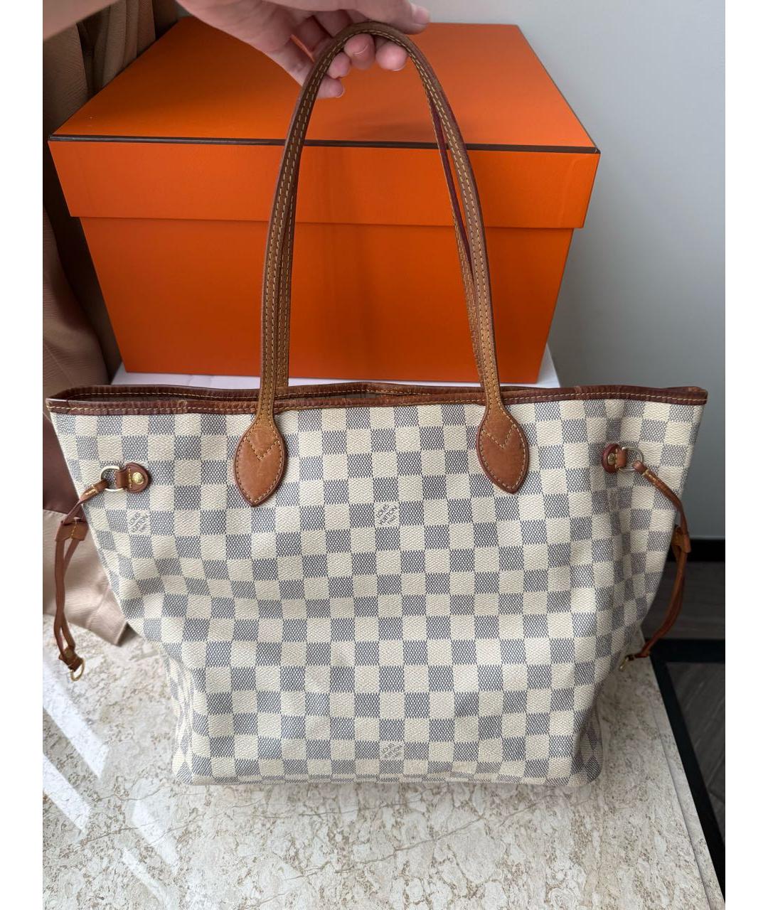 LOUIS VUITTON Белая сумка через плечо, фото 2