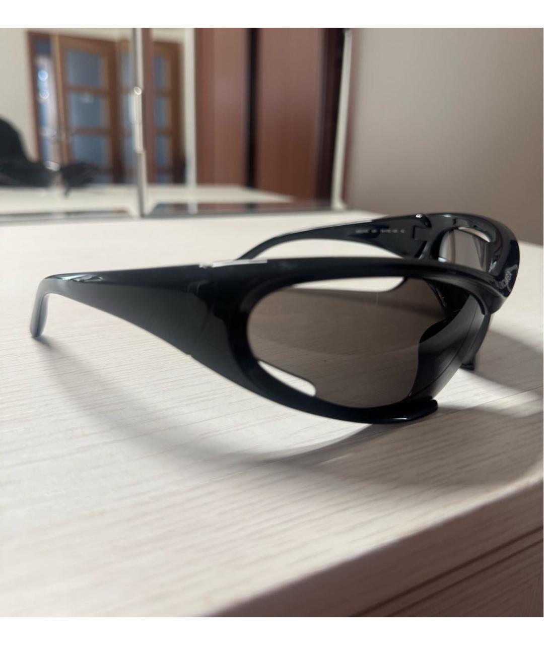 BALENCIAGA Черные пластиковые солнцезащитные очки, фото 3
