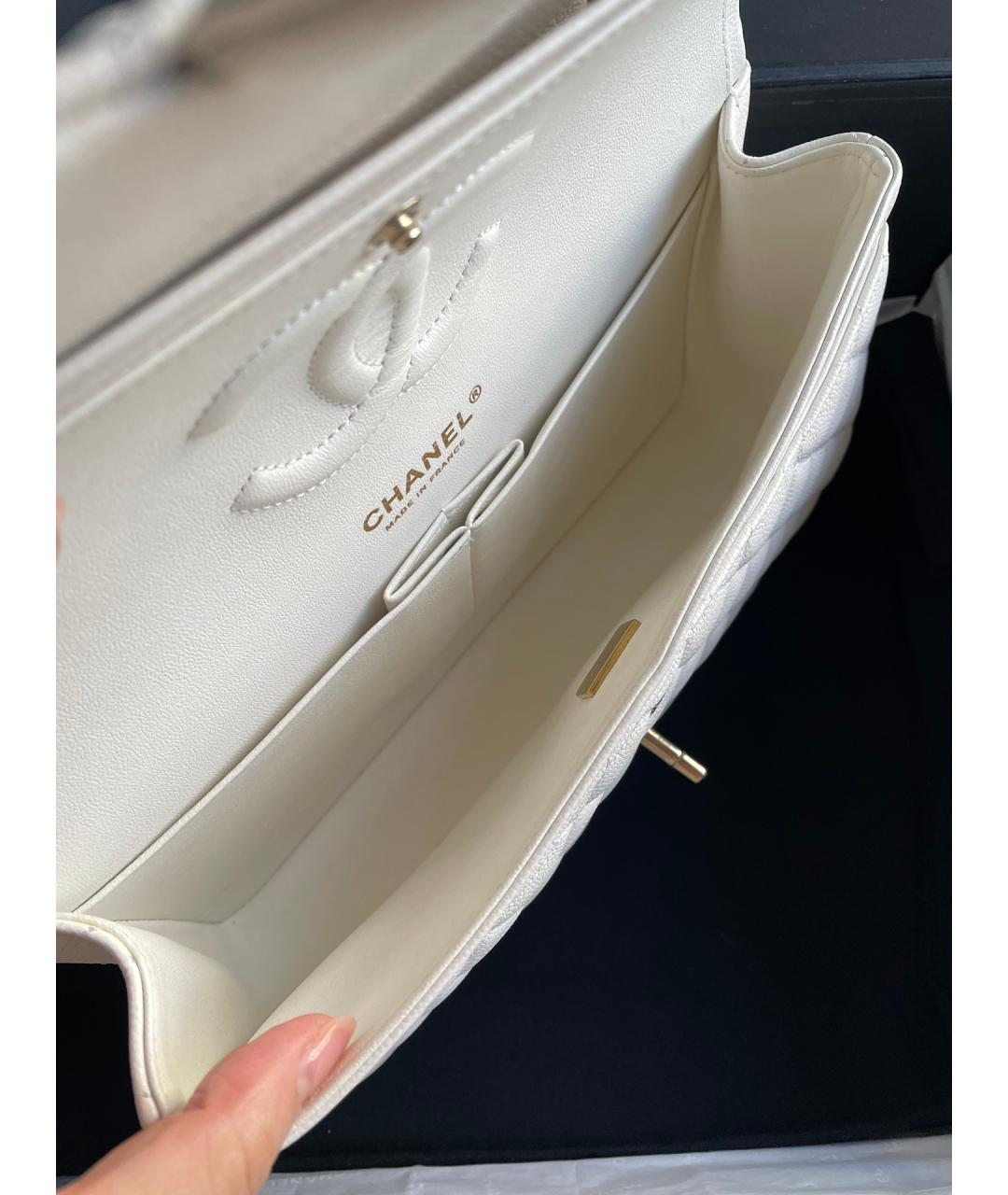 CHANEL Белая кожаная сумка через плечо, фото 6