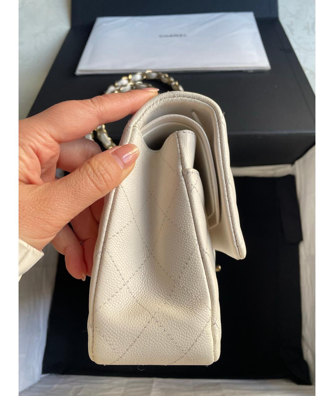 CHANEL Белая кожаная сумка через плечо, фото 5