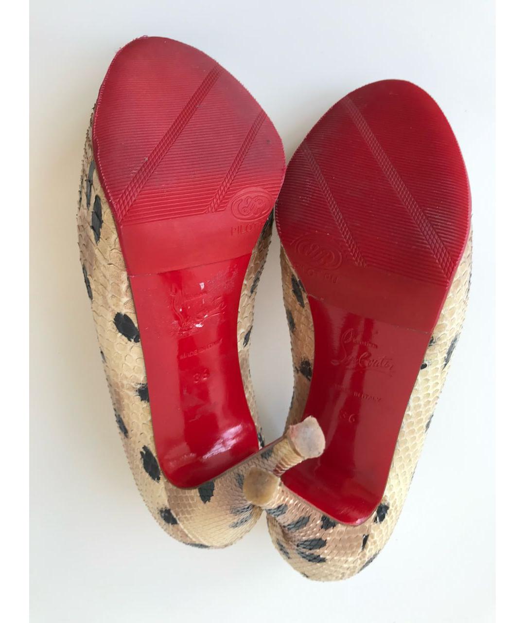 CHRISTIAN LOUBOUTIN Бежевые туфли из экзотической кожи, фото 5