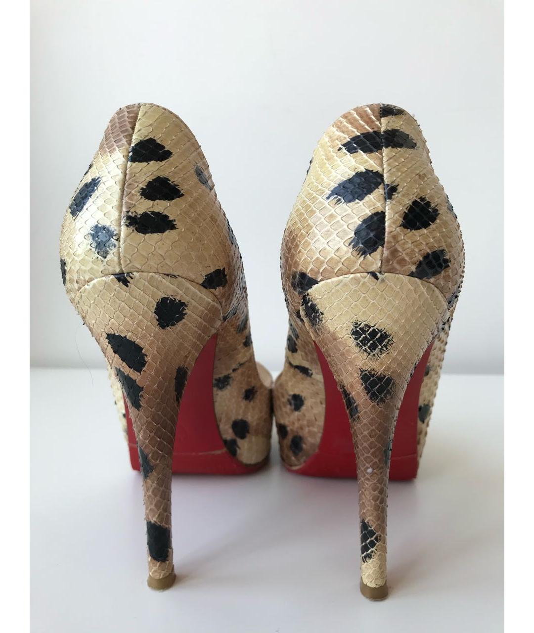 CHRISTIAN LOUBOUTIN Бежевые туфли из экзотической кожи, фото 3