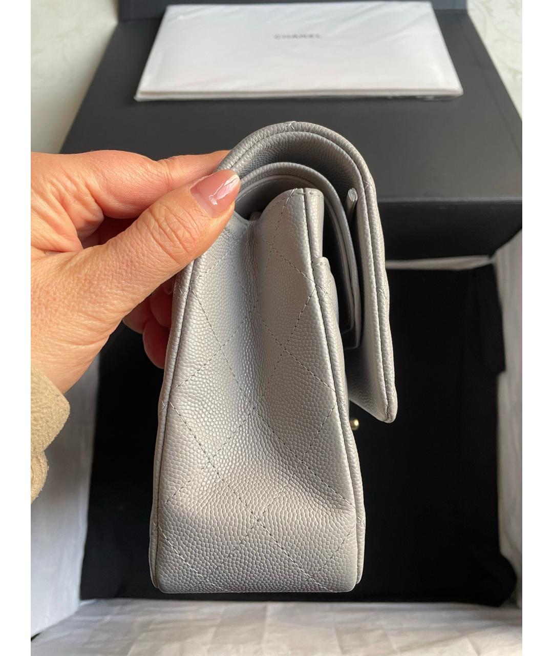 CHANEL Серая кожаная сумка через плечо, фото 5