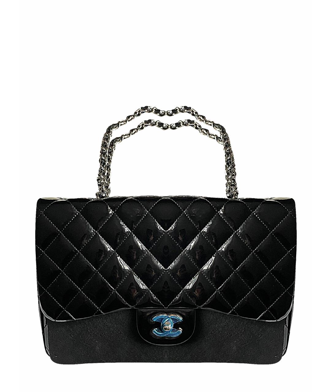 CHANEL Черная сумка через плечо из лакированной кожи, фото 1