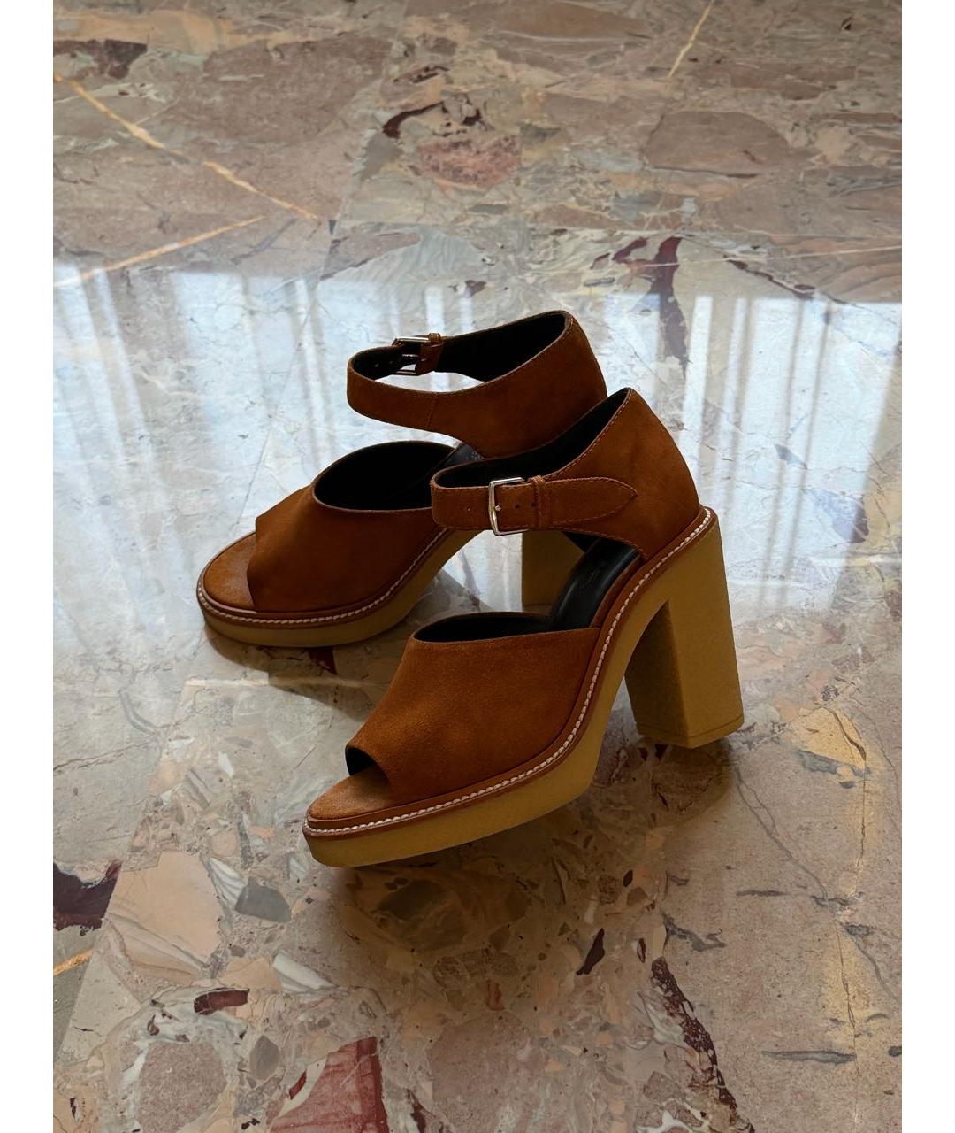 HERMES Коричневые замшевые босоножки, фото 9