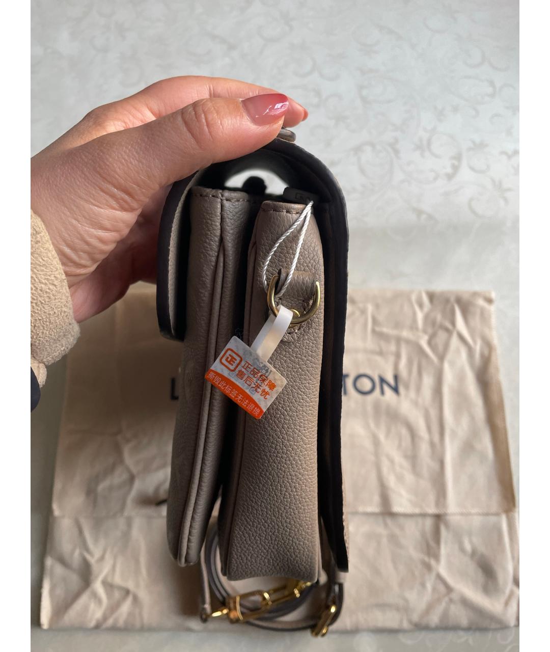 LOUIS VUITTON Серая кожаная сумка через плечо, фото 4