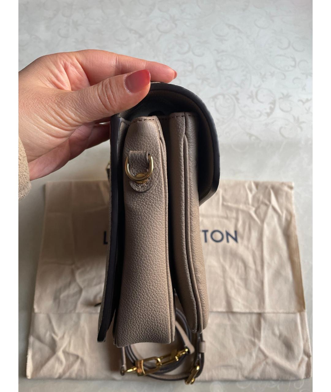 LOUIS VUITTON Серая кожаная сумка через плечо, фото 5