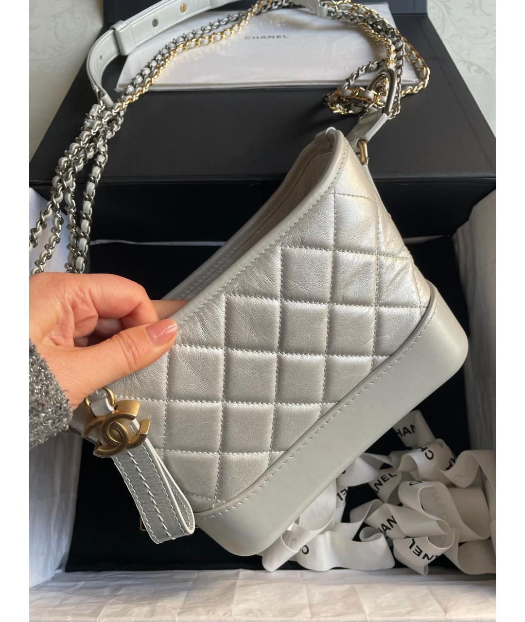 CHANEL Серая кожаная сумка через плечо, фото 2