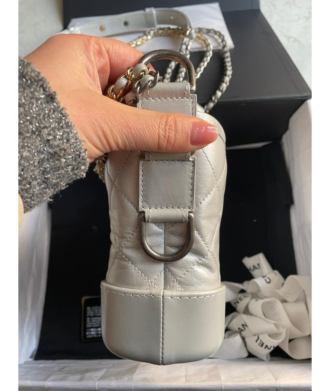 CHANEL Серая кожаная сумка через плечо, фото 4