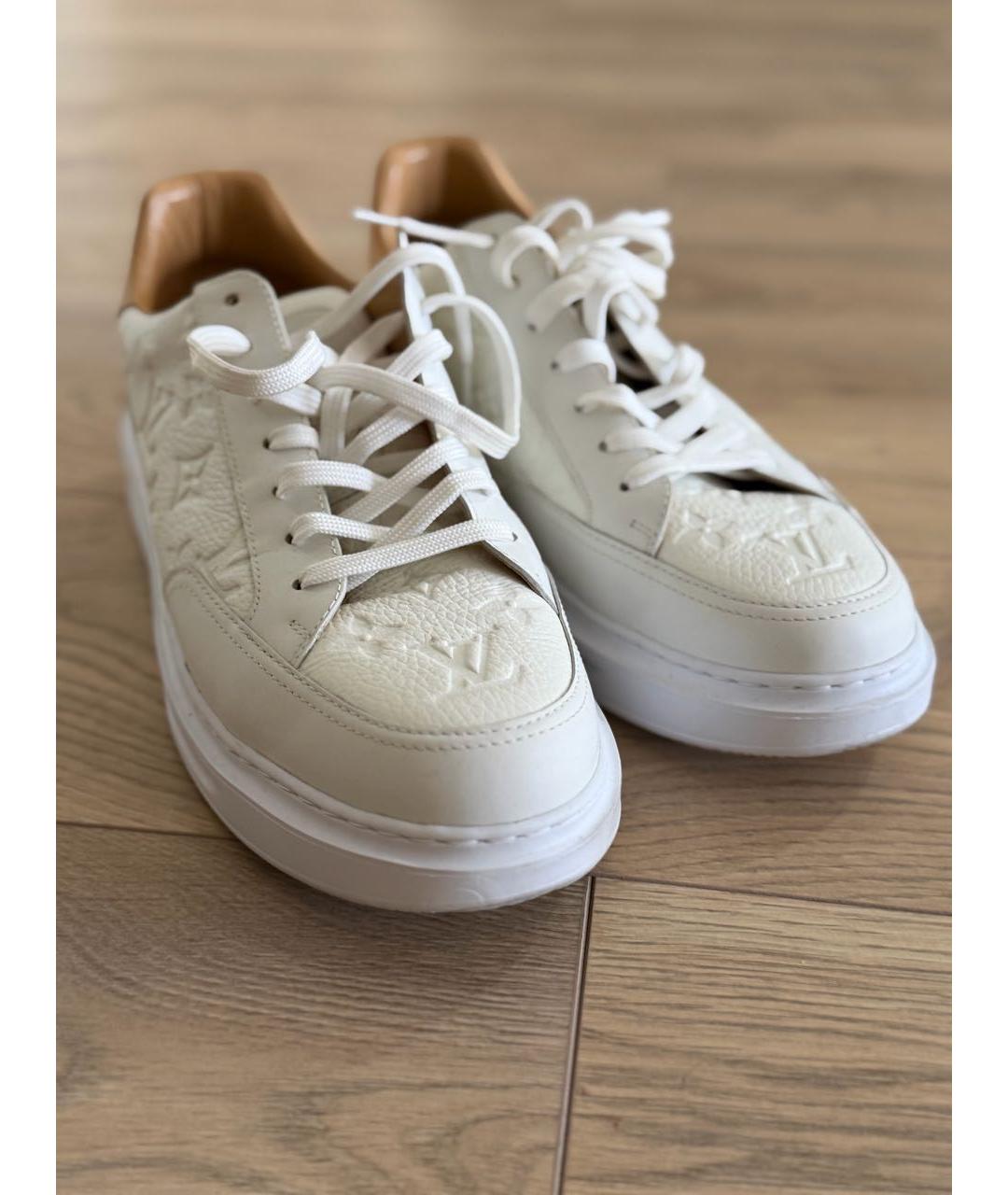 LOUIS VUITTON Белые кожаные низкие кроссовки / кеды, фото 2