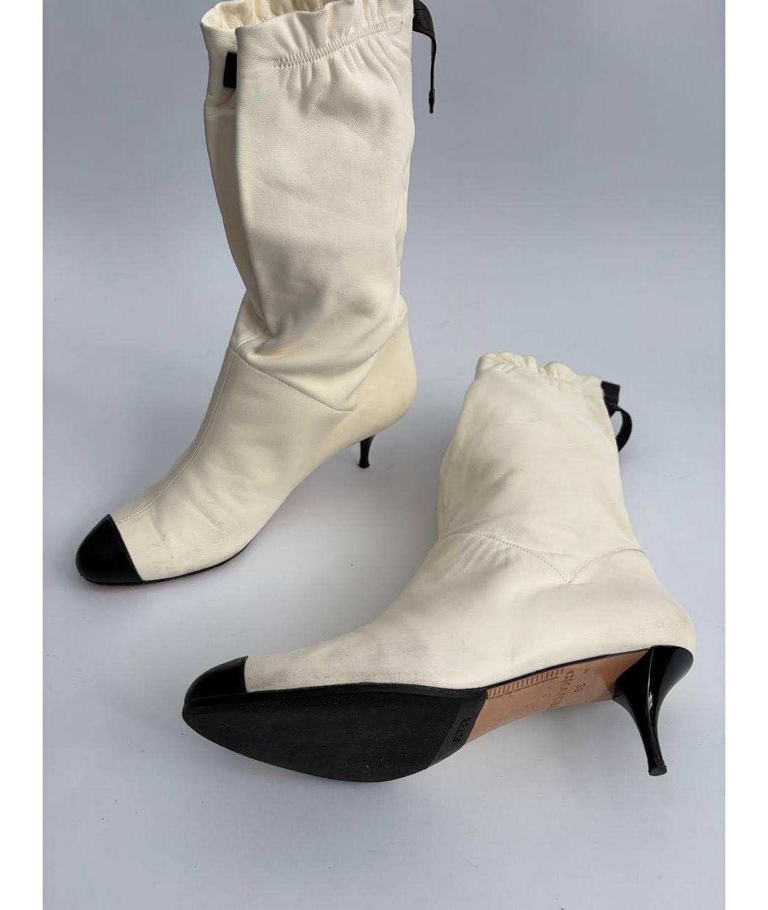 CHANEL Белые кожаные сапоги, фото 5
