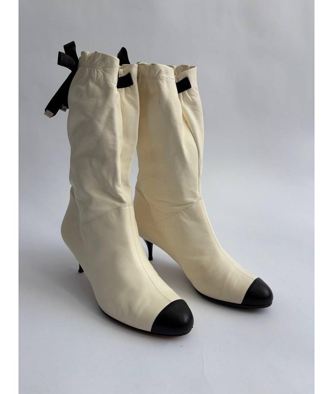 CHANEL Белые кожаные сапоги, фото 8