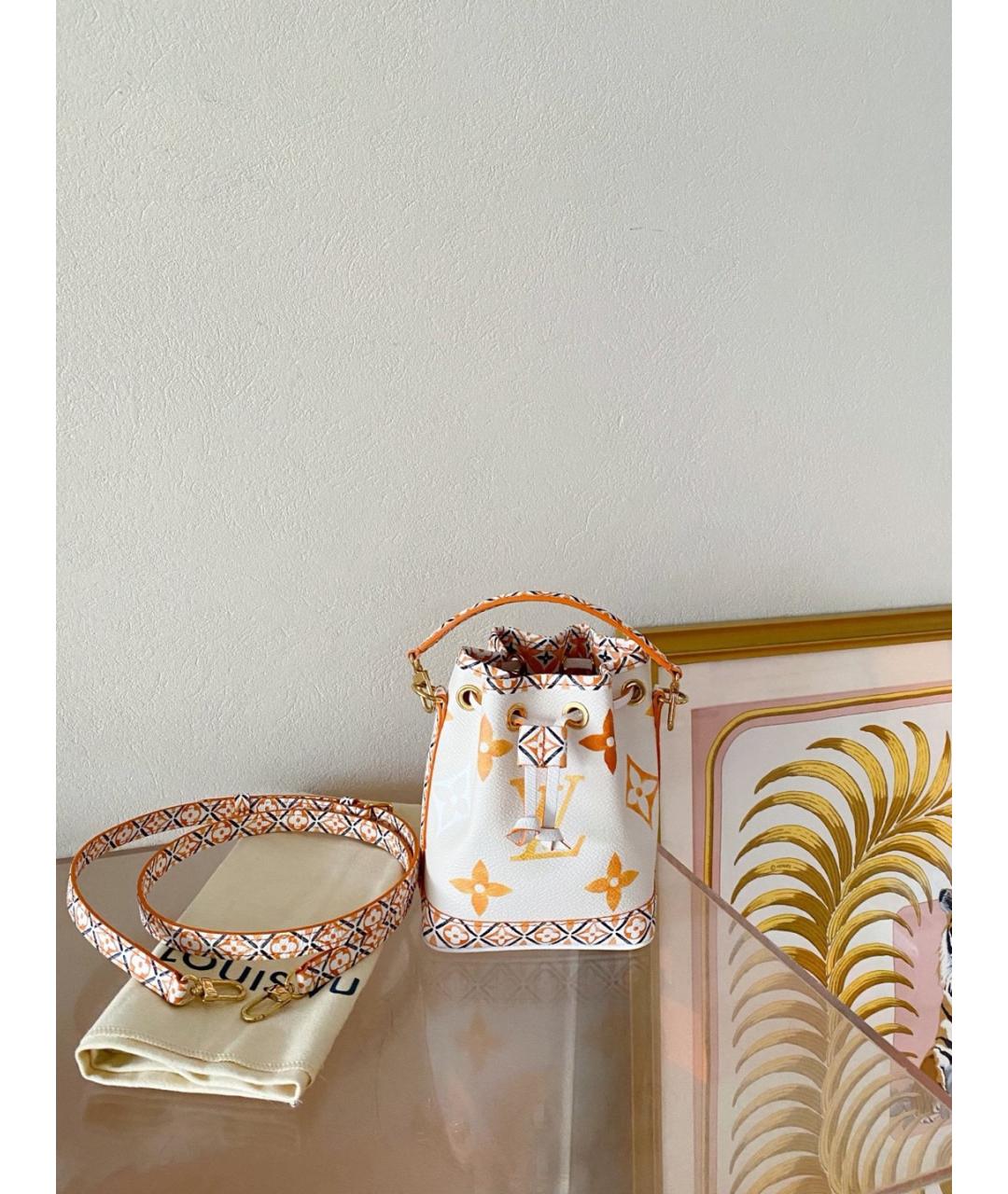 LOUIS VUITTON Белая сумка через плечо из искусственной кожи, фото 2