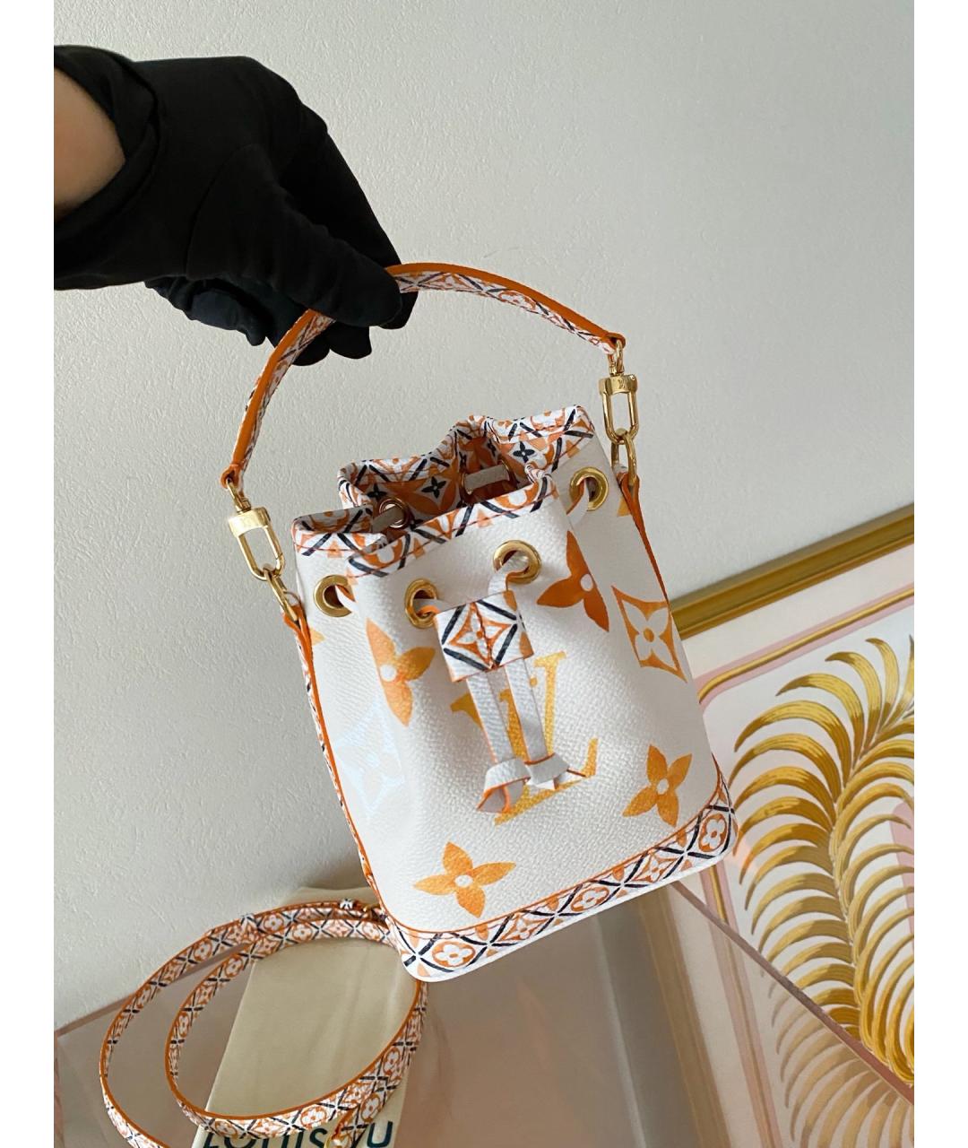 LOUIS VUITTON Белая сумка через плечо из искусственной кожи, фото 4