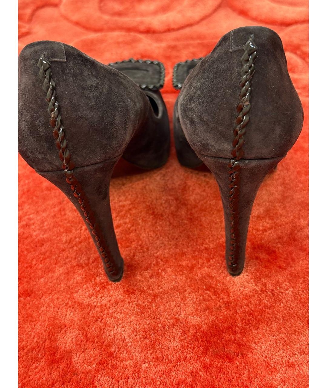 ROGER VIVIER Коричневые замшевые туфли, фото 4