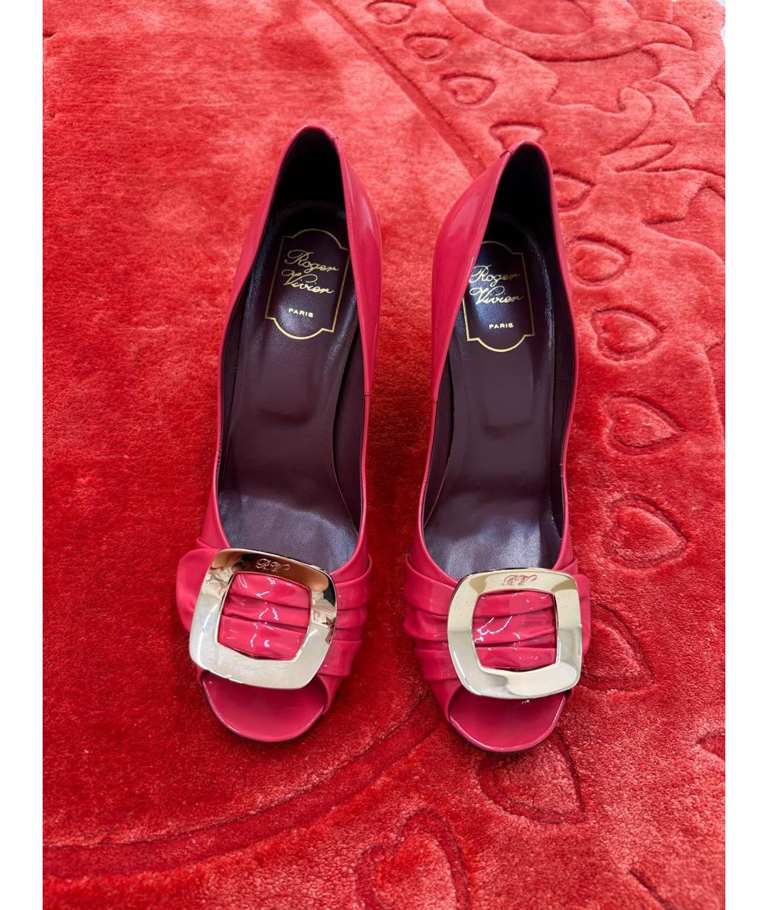 ROGER VIVIER Коралловые туфли из лакированной кожи, фото 2