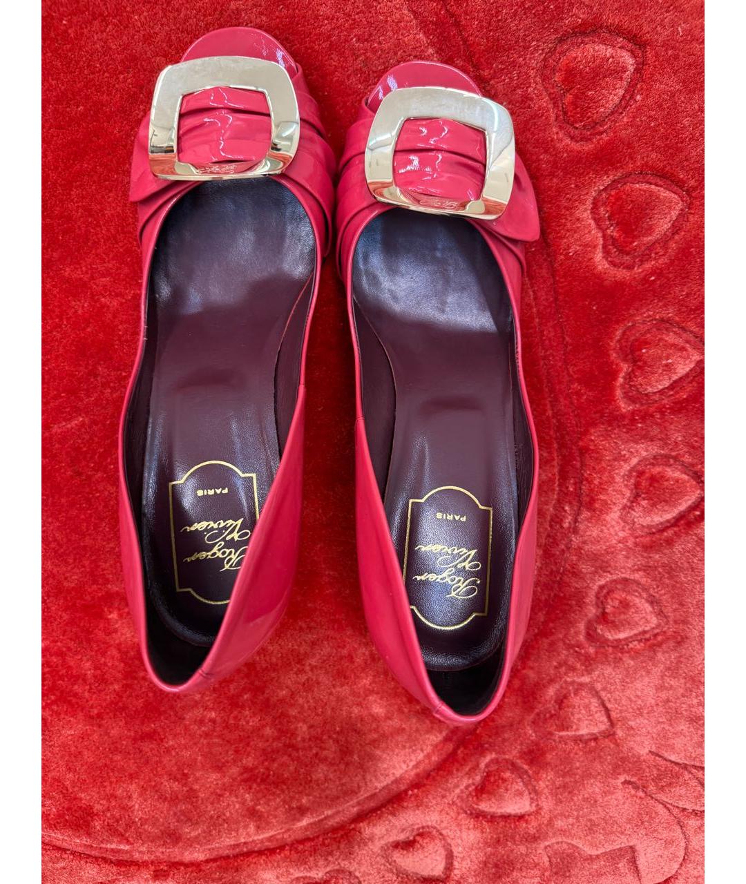 ROGER VIVIER Коралловые туфли из лакированной кожи, фото 3