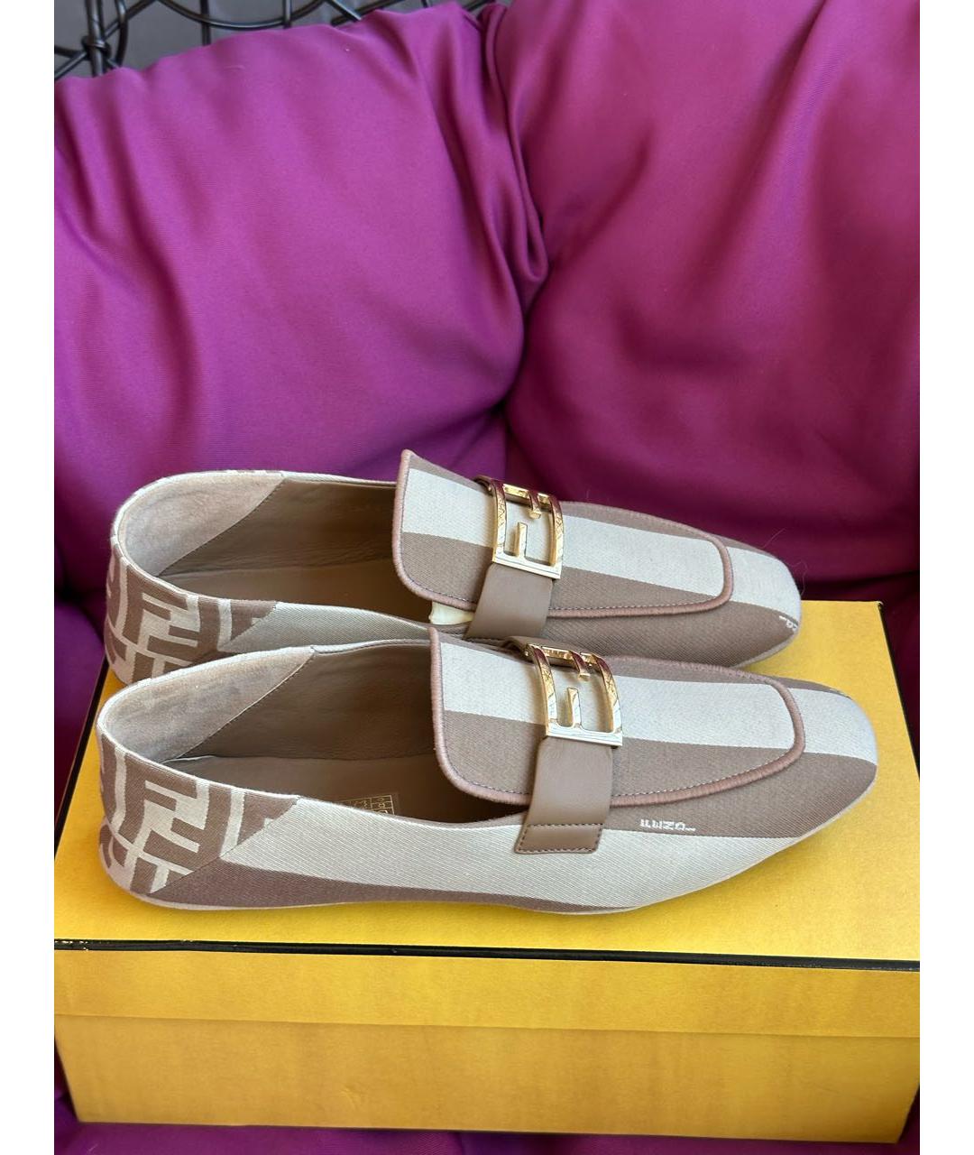 FENDI Бежевые текстильные лоферы, фото 7