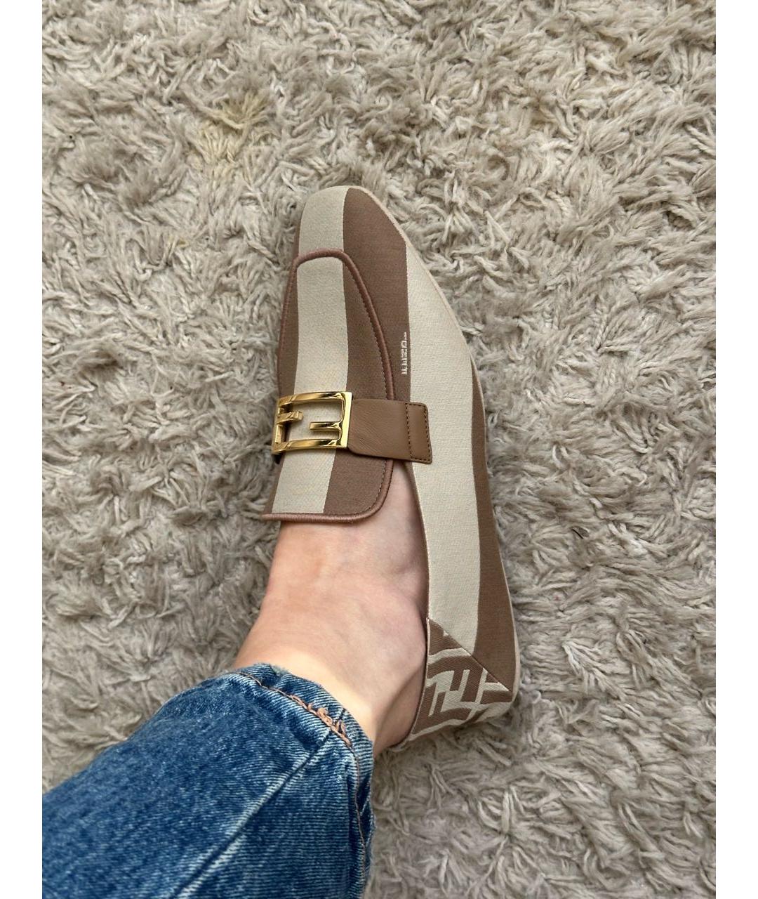 FENDI Бежевые текстильные лоферы, фото 6