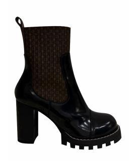 LOUIS VUITTON Ботильоны