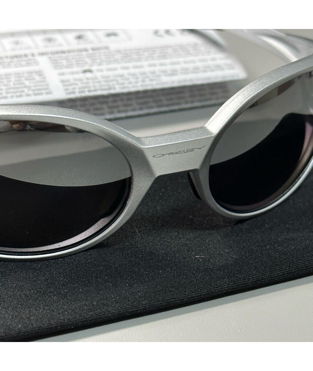 OAKLEY Серебряные пластиковые солнцезащитные очки, фото 6