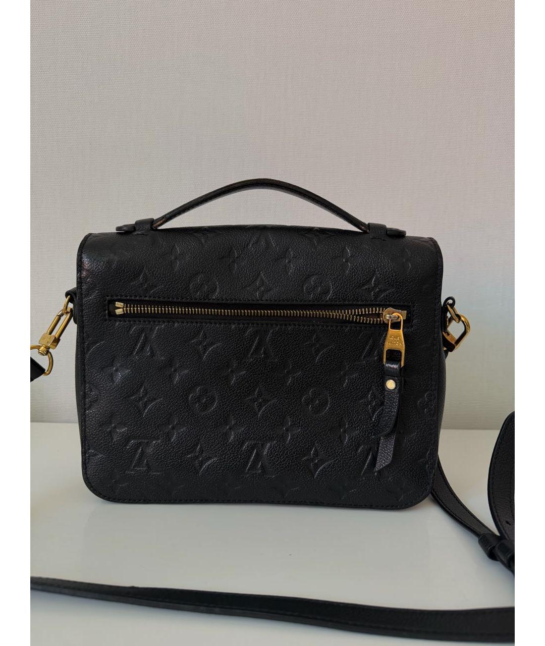 LOUIS VUITTON Черная кожаная сумка с короткими ручками, фото 3