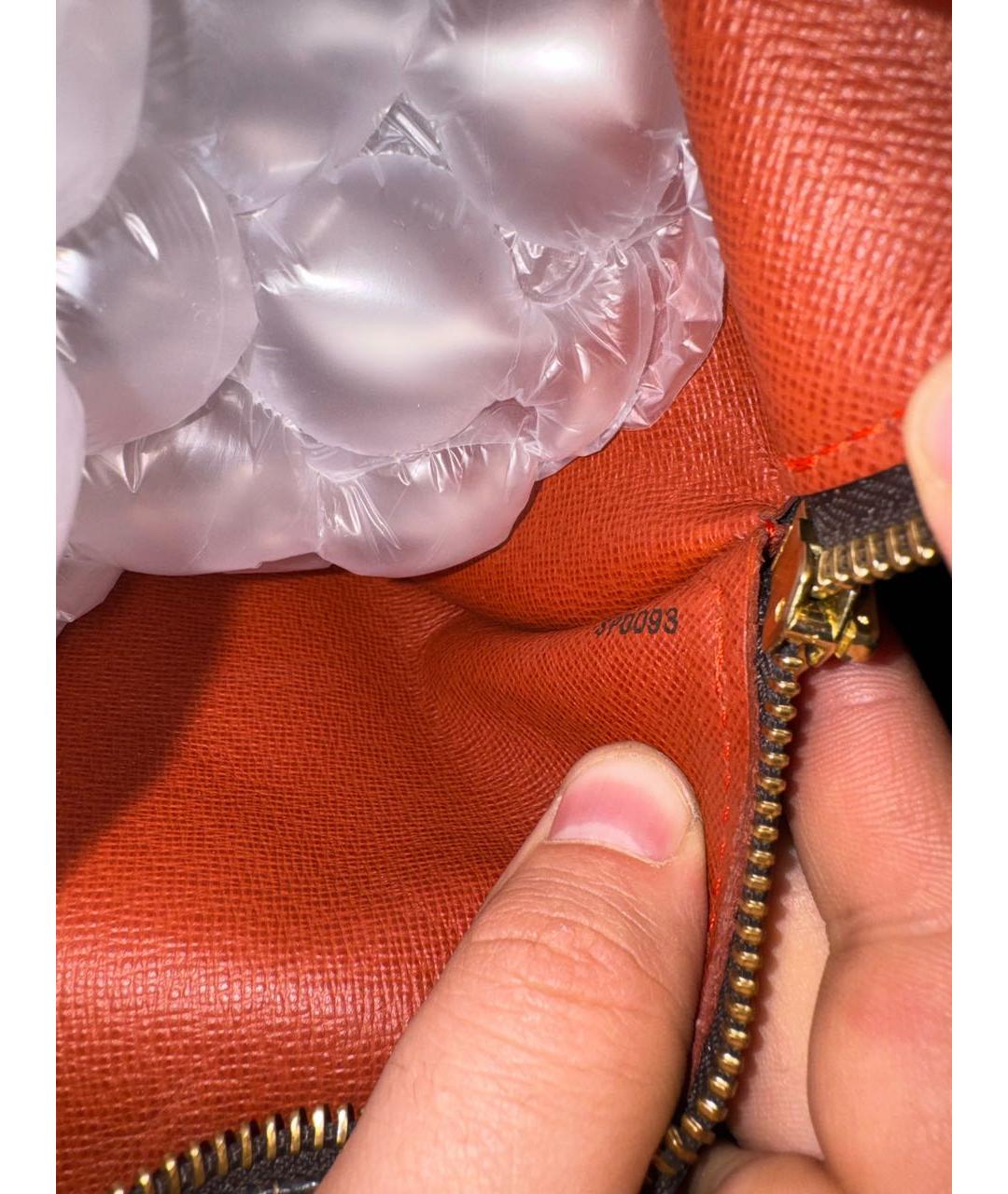 LOUIS VUITTON Коричневая сумка с короткими ручками, фото 8