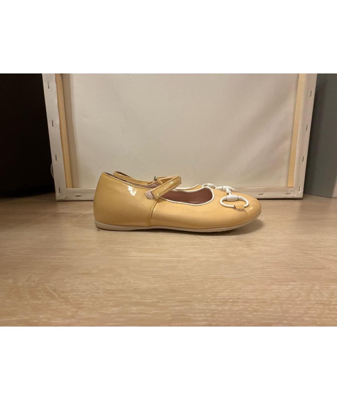 GUCCI KIDS Бежевые туфли из лакированной кожи, фото 8
