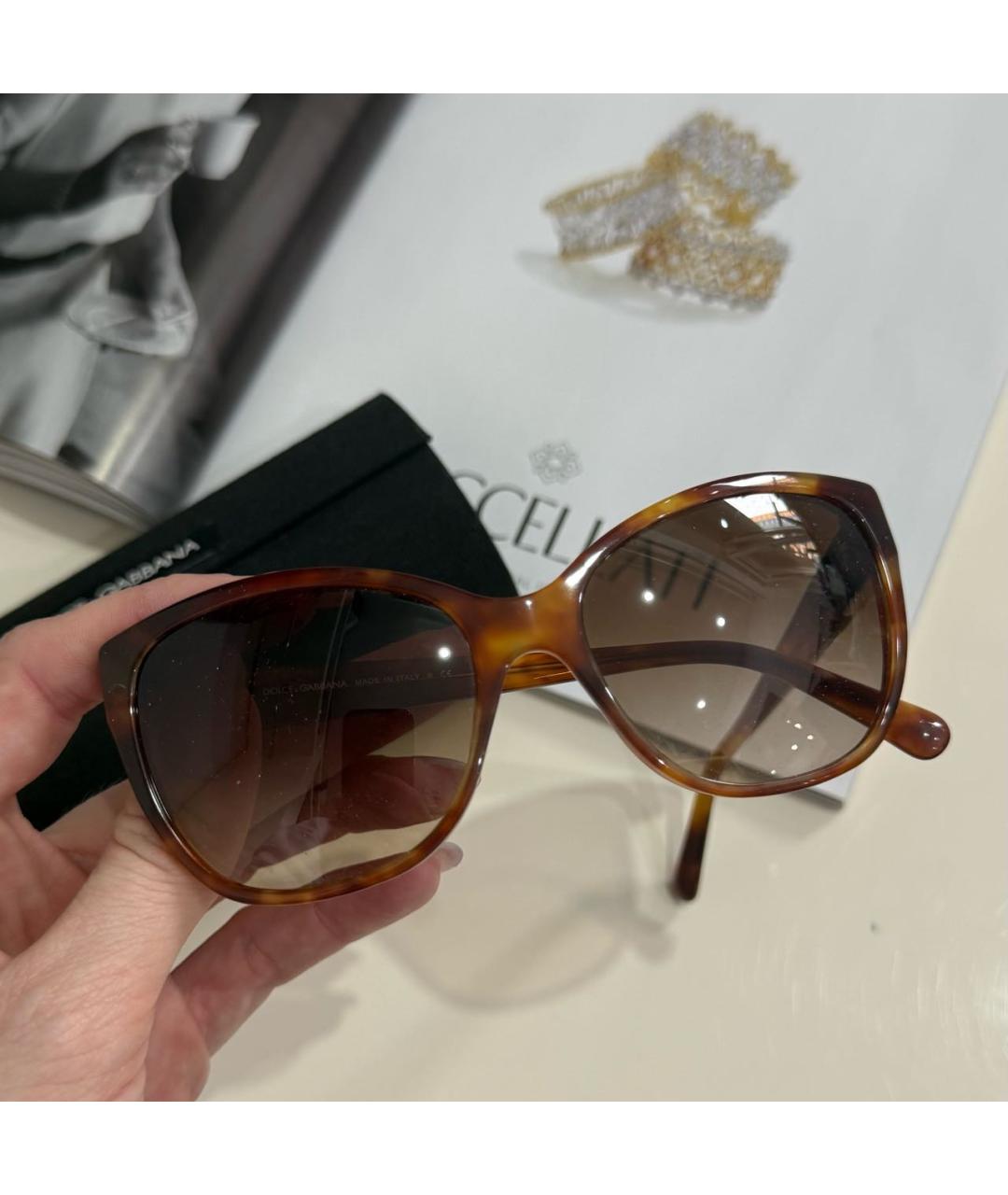 DOLCE&GABBANA Коричневые пластиковые солнцезащитные очки, фото 3