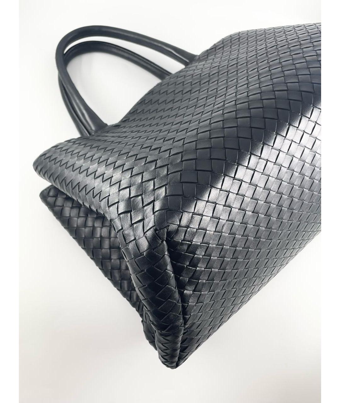 BOTTEGA VENETA Черная кожаная сумка тоут, фото 4