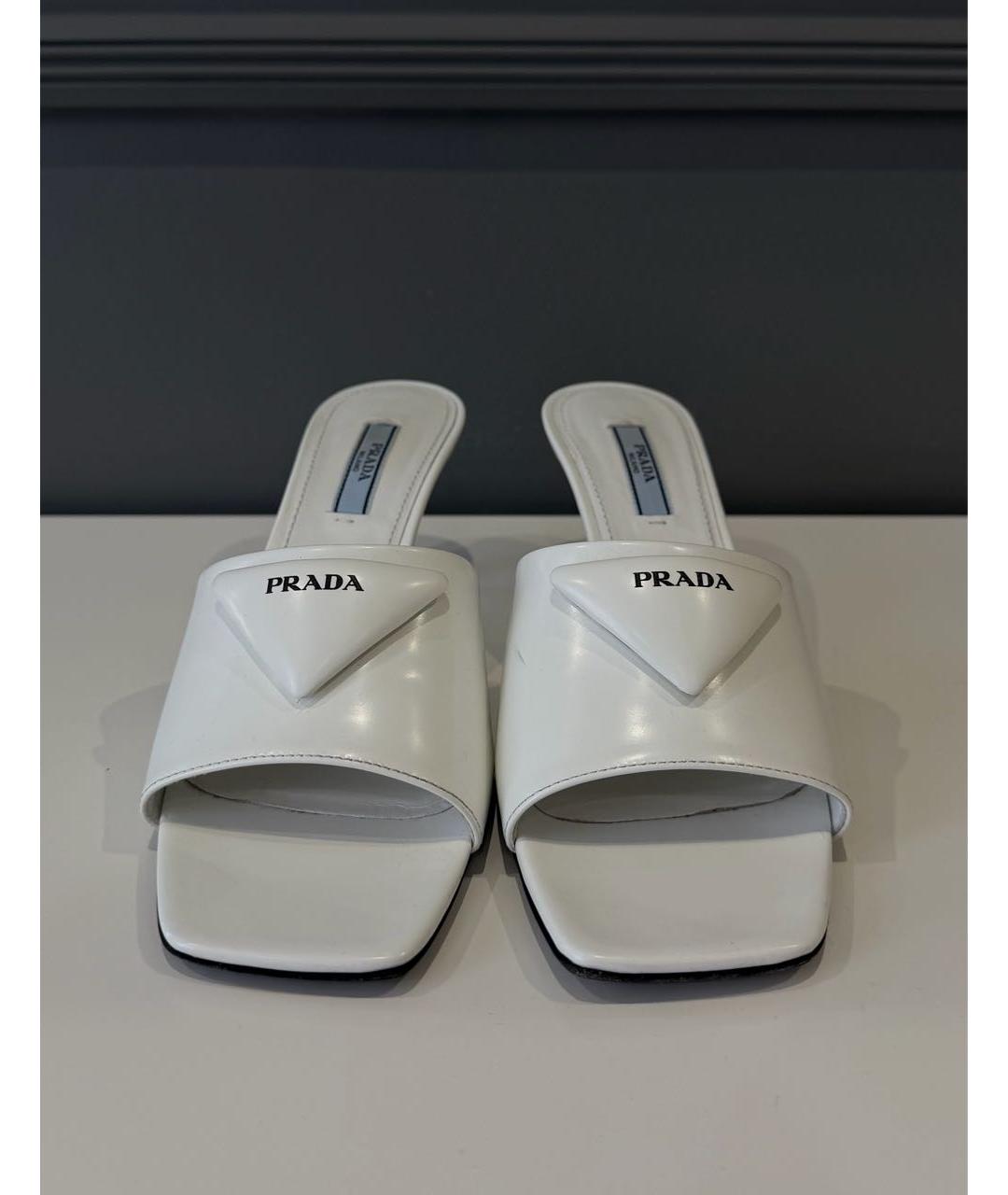 PRADA Белые кожаные мюли, фото 2