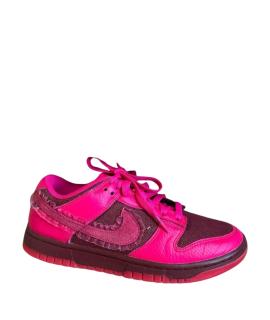 NIKE Кроссовки