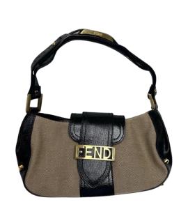 FENDI Сумка через плечо