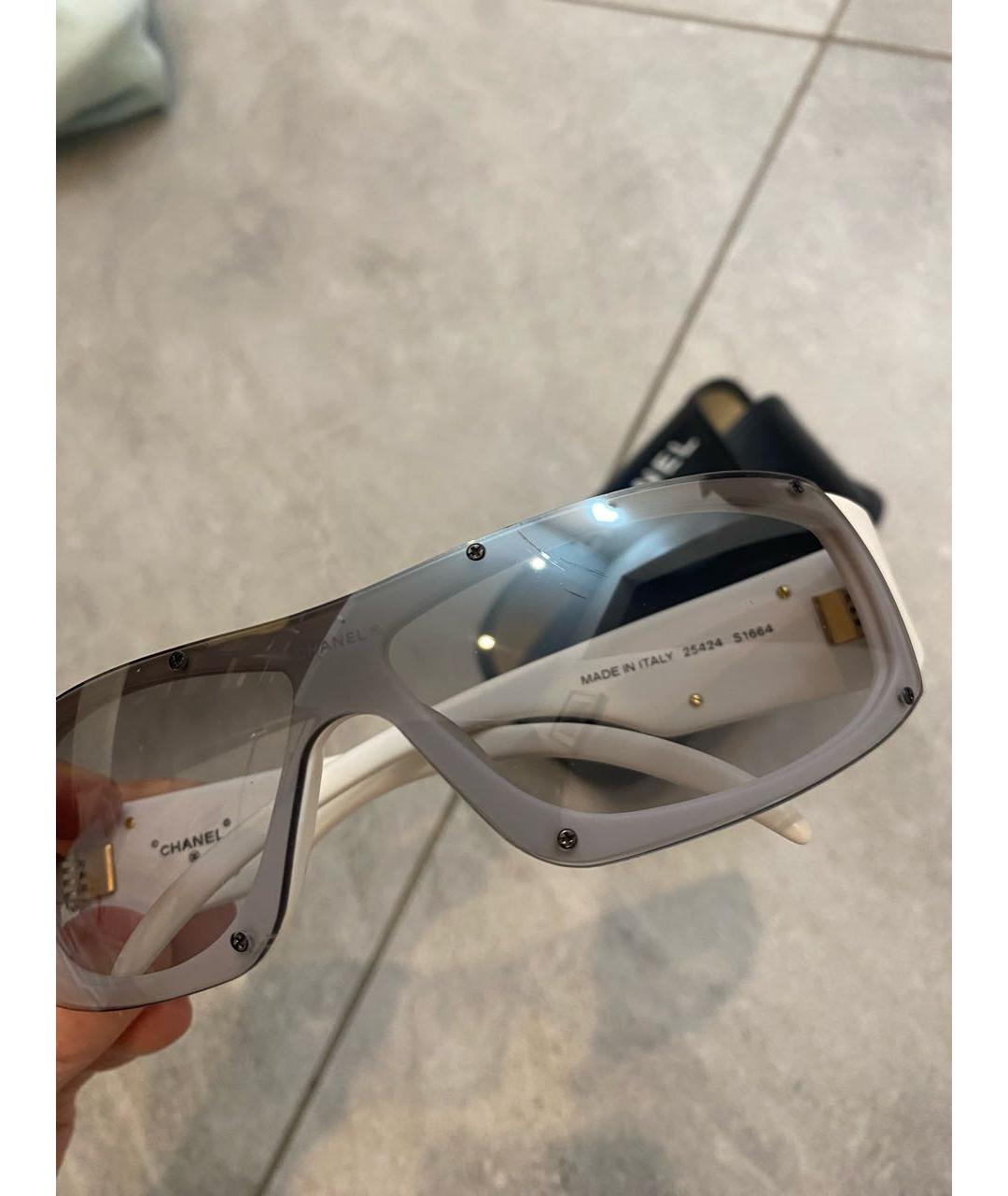 CHANEL Белые пластиковые солнцезащитные очки, фото 4