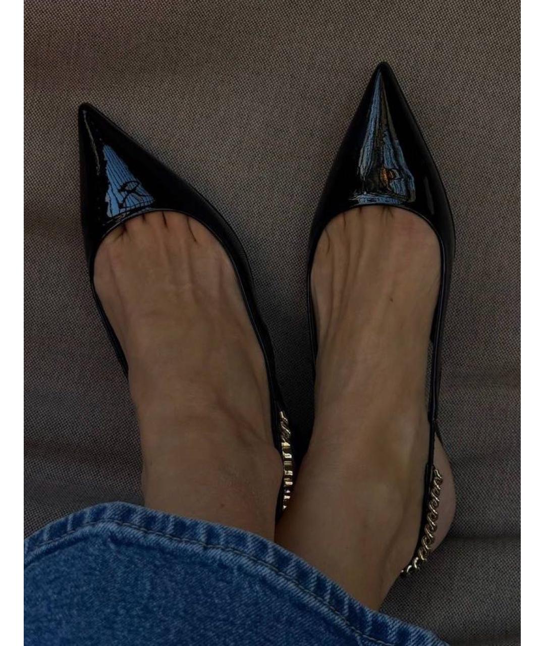 GUCCI Черные лодочки на низком каблуке из лакированной кожи, фото 4